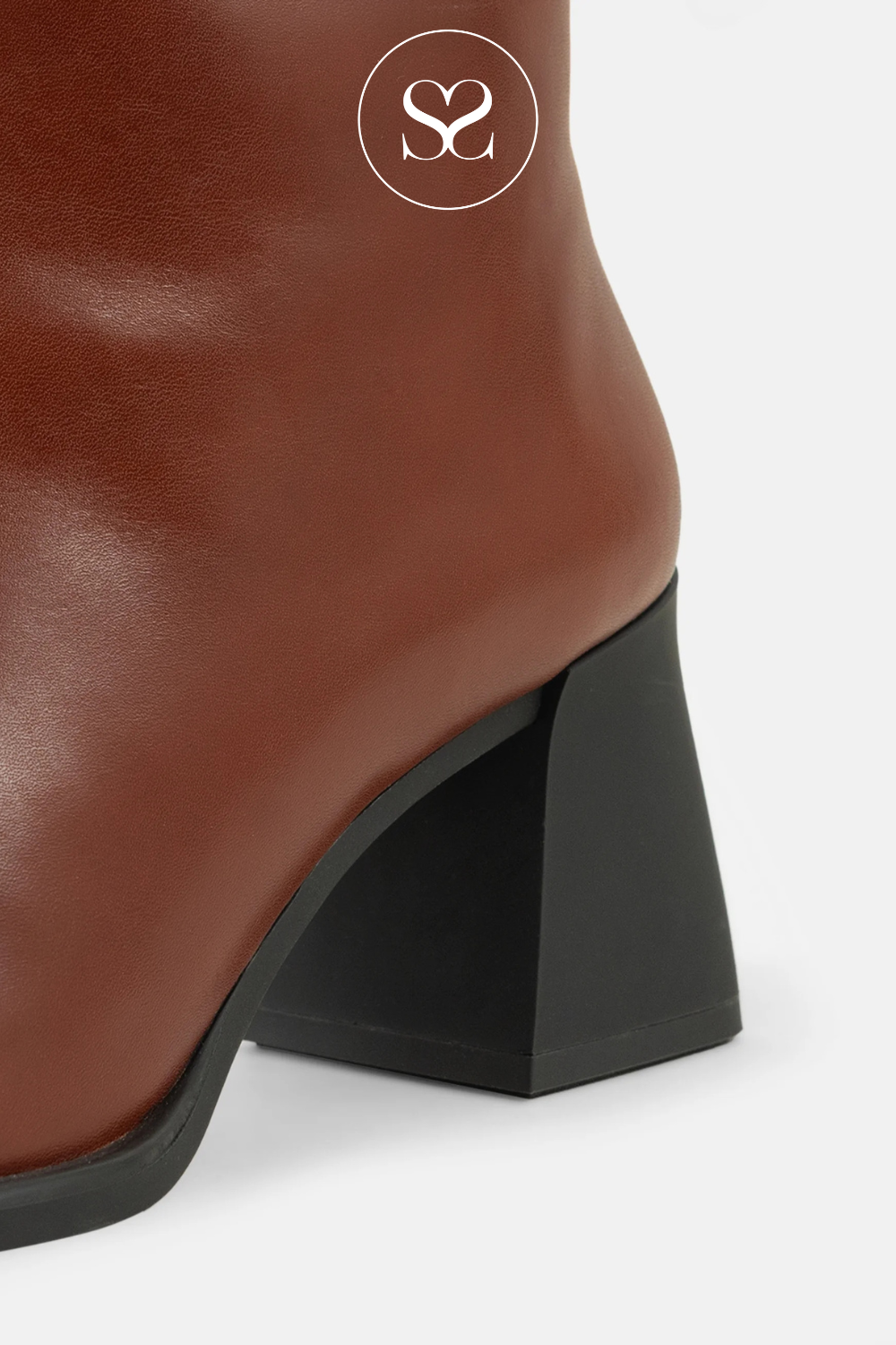 VAGABOND HEDDA 5002 001 TAN LEATHER BLOCK HEEL ANKLE BOOTS
