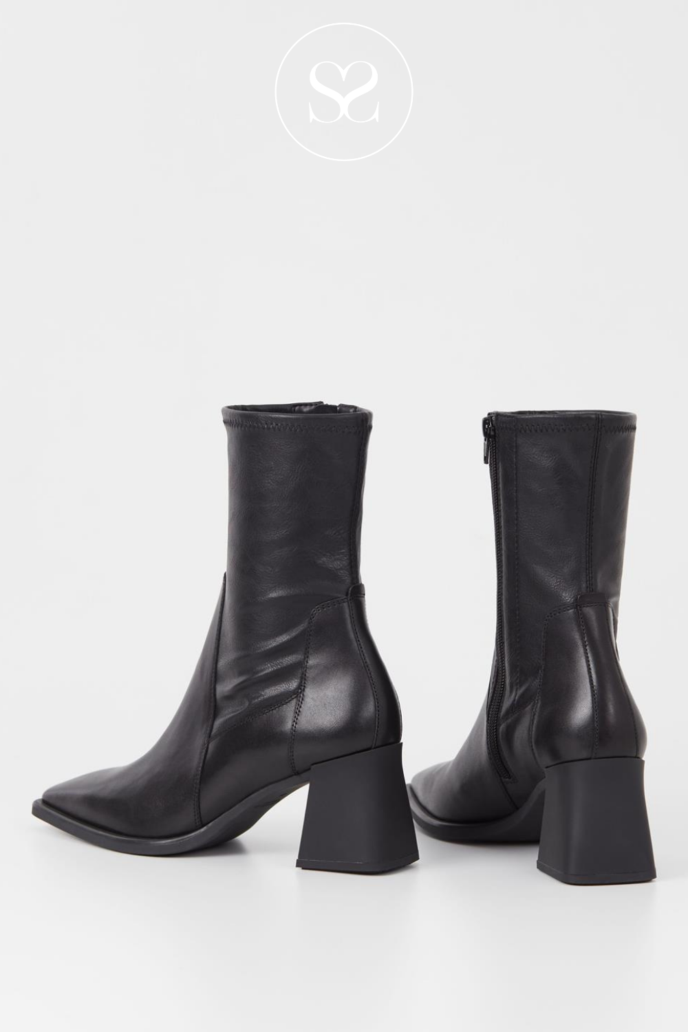 VAGABOND HEDDA 5602-302 BLACK LEATHER SQUARE TOE SOCK ANKLE BOOT WITH BLOCK HEEL AND INSIDE ZIP.