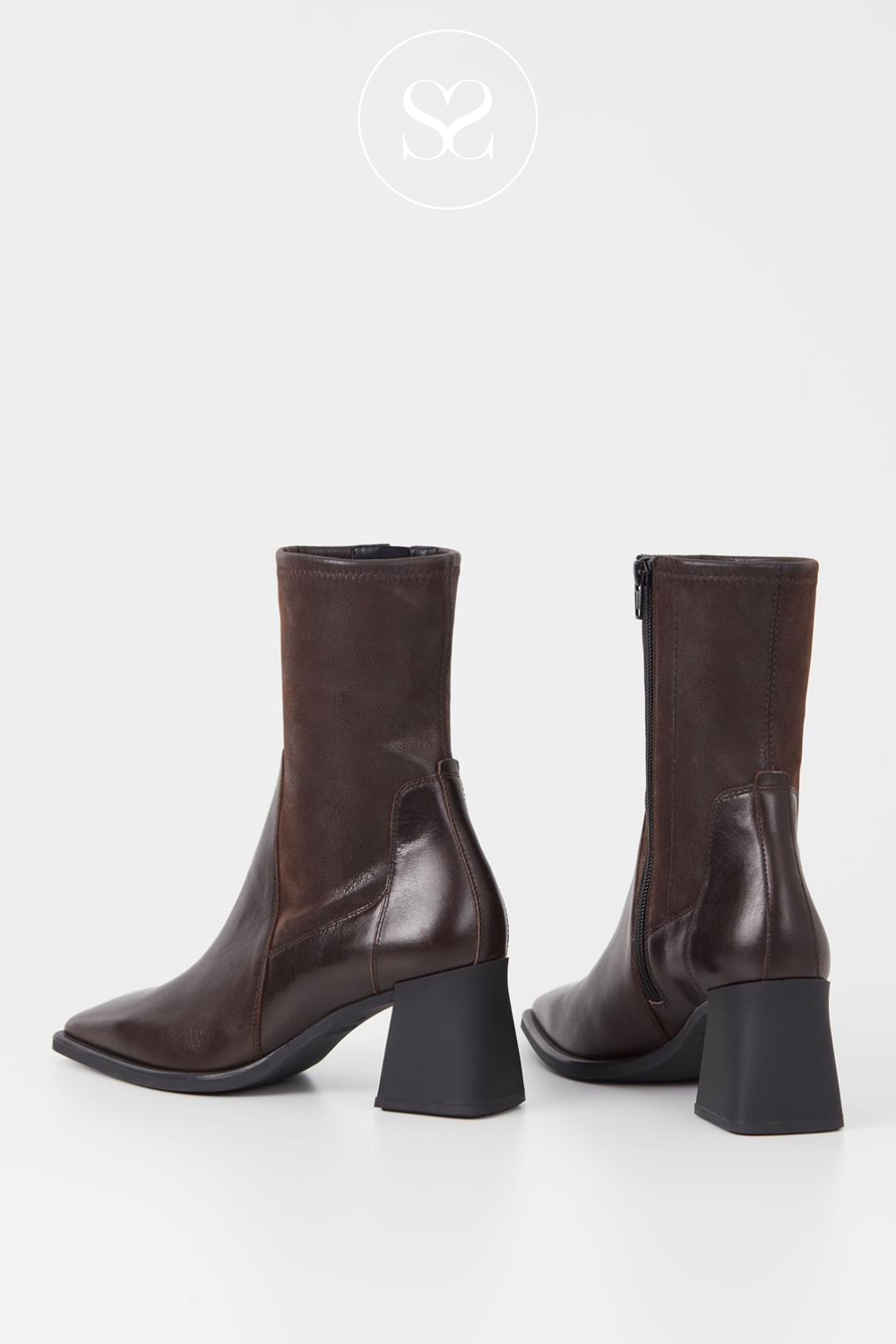 VAGABOND HEDDA 5602-302 DARK BROWN LEATHER SQUARE TOE BLOCK HEEL SOCK ANKLE BOOTS.