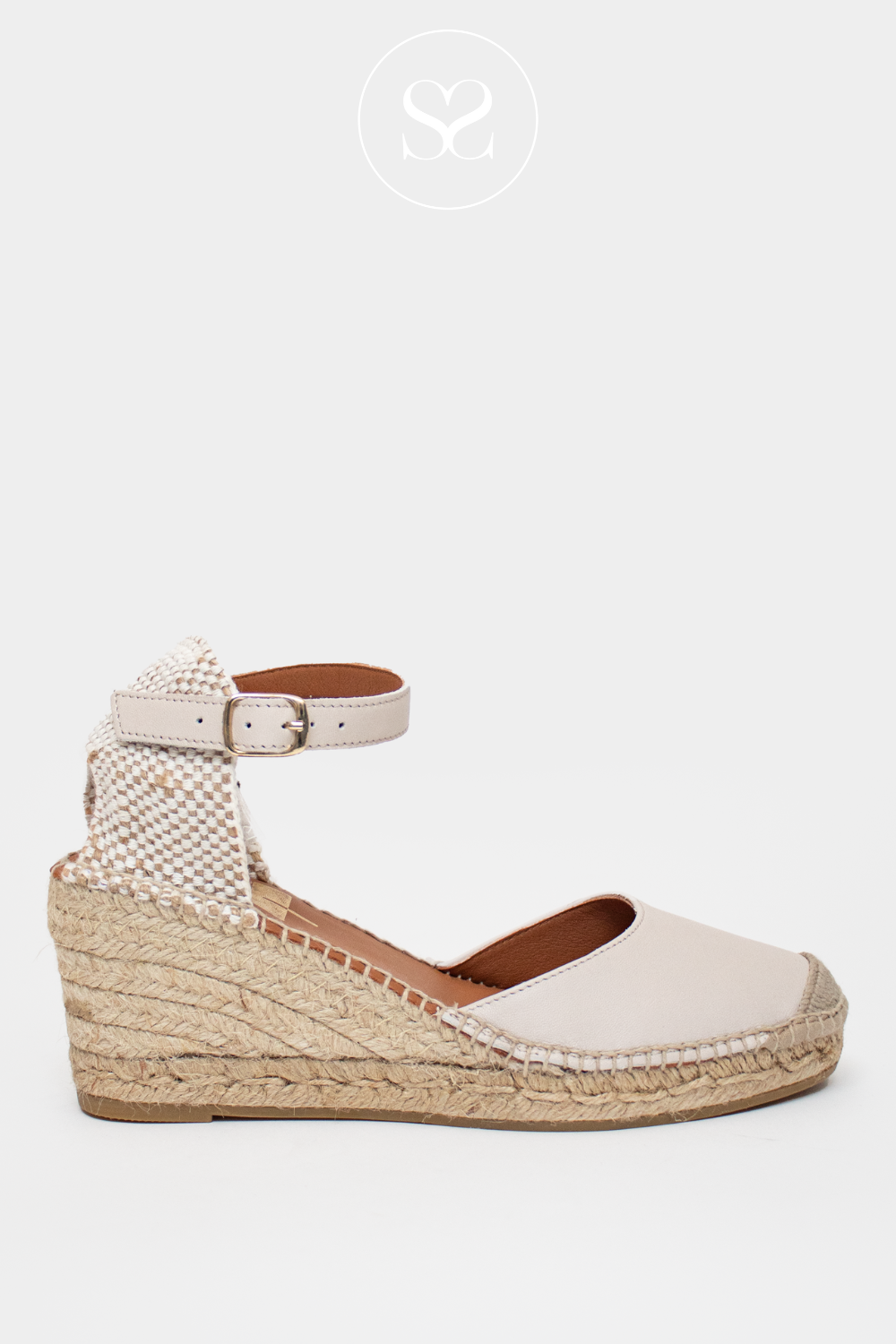 VIGUERA 1743 CREAM LEATHER LOW WEDGE ESPADRILLE WITH BUCKLE STRAP AT FRONT