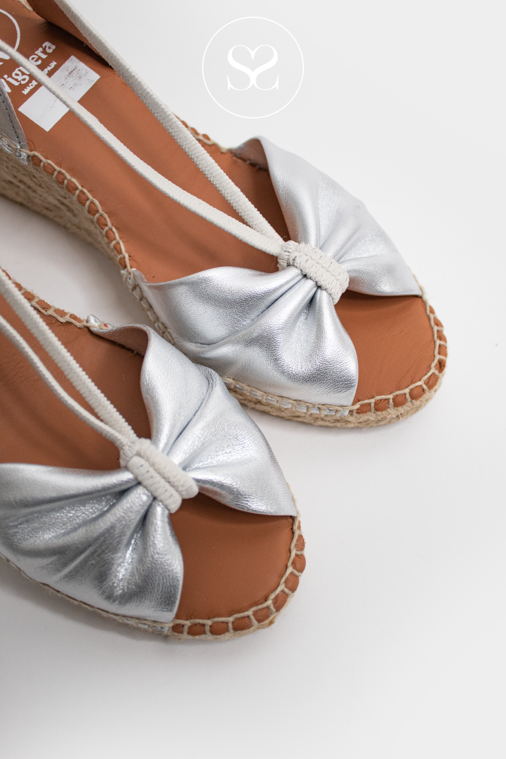 VIGUERA 1909 SILVER LEATHER LOW ESPADRILLE SLINGBACK WEDGES