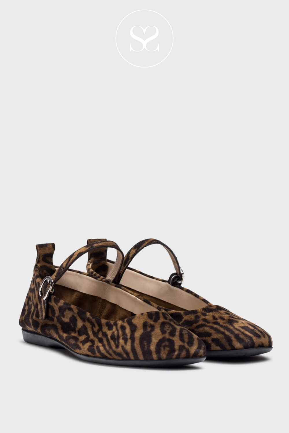 Wonders mary jane style animal print flat shoes