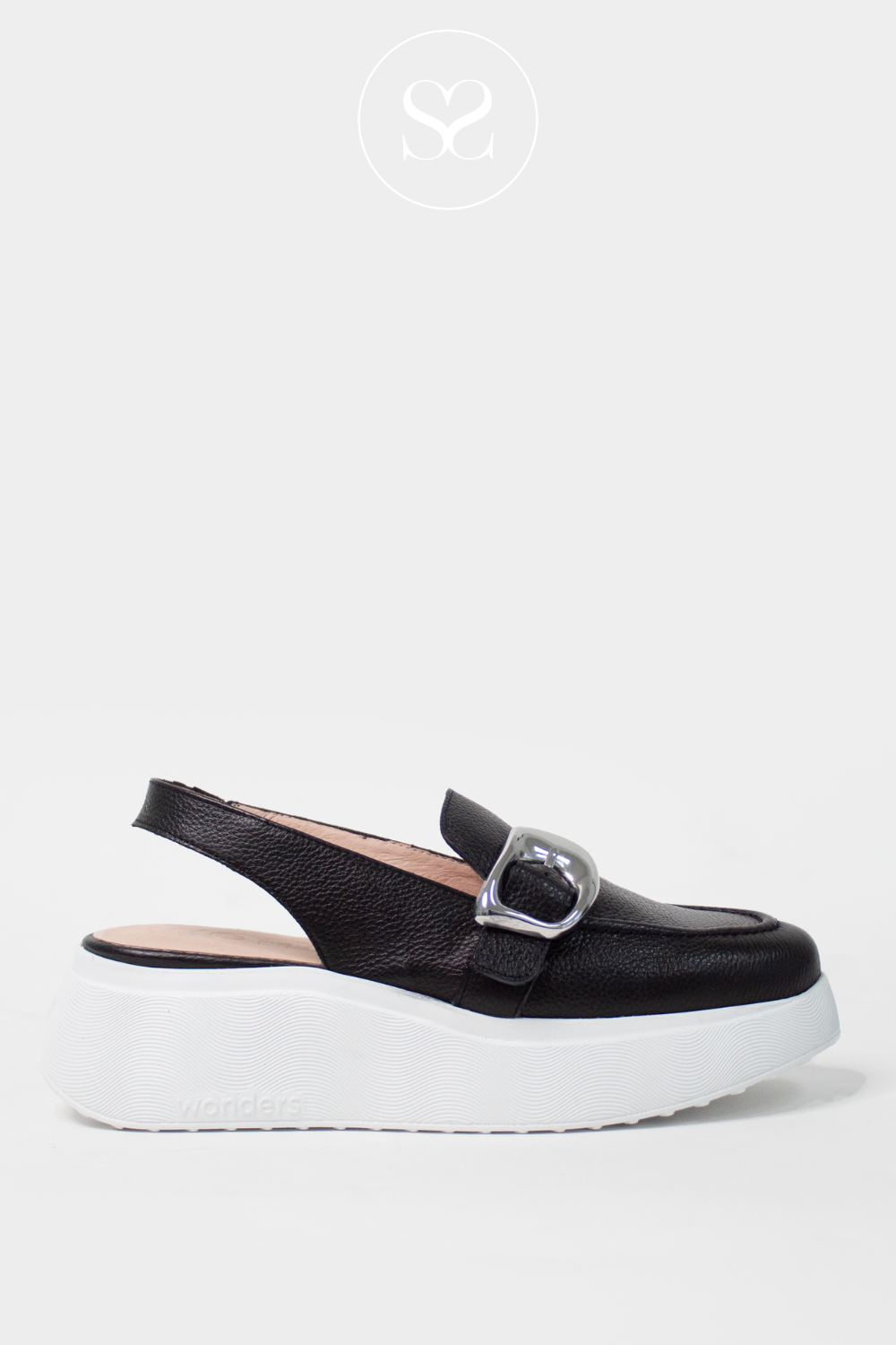 WONDERS A-3624 BLACK LEATHER SLINGBACK LOAFERS.