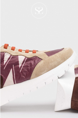 WONDERS A-2452 WEDGE TRAINER WITH BEIGE SUEDE TOE AND BURGUNDY WONDERS LOGO ON THE SIDE, HAS A WHITE SOLE