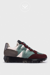 WONDERS A-2452 WEDGE TRAINER WITH BURGUNDY SUEDE TOE AND GREEN WONDERS LOGO ON THE SIDE, HAS A BLACK SOLE