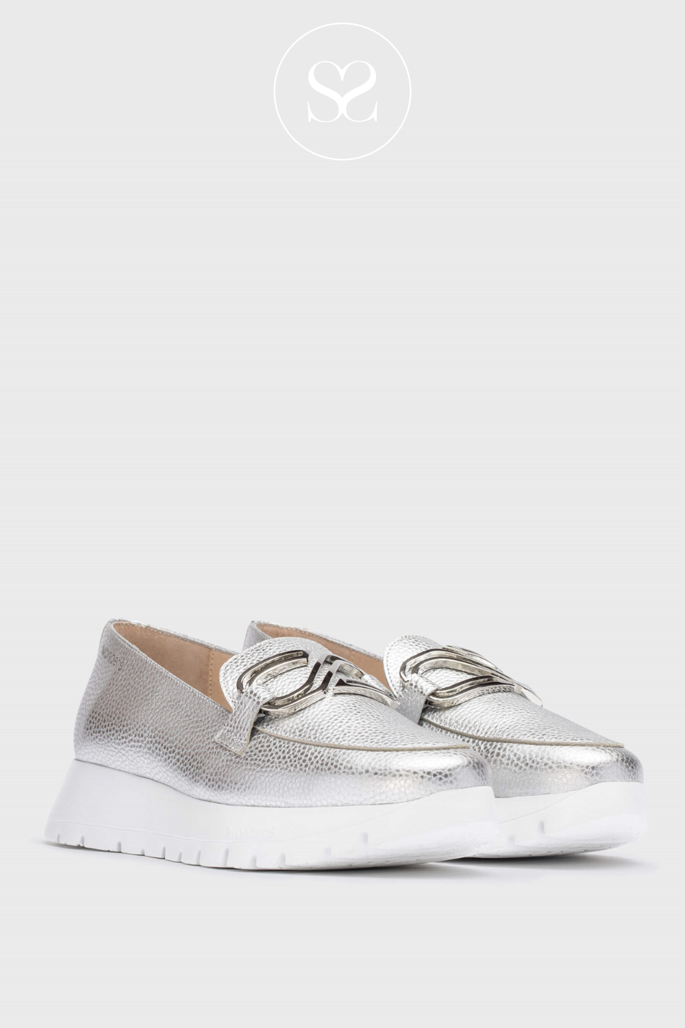 WONDERS A_2462 SILVER WEDGE FLATFORM SLIP ON SHOE WITH WHITE SOLE AND SILVER BUCKLE