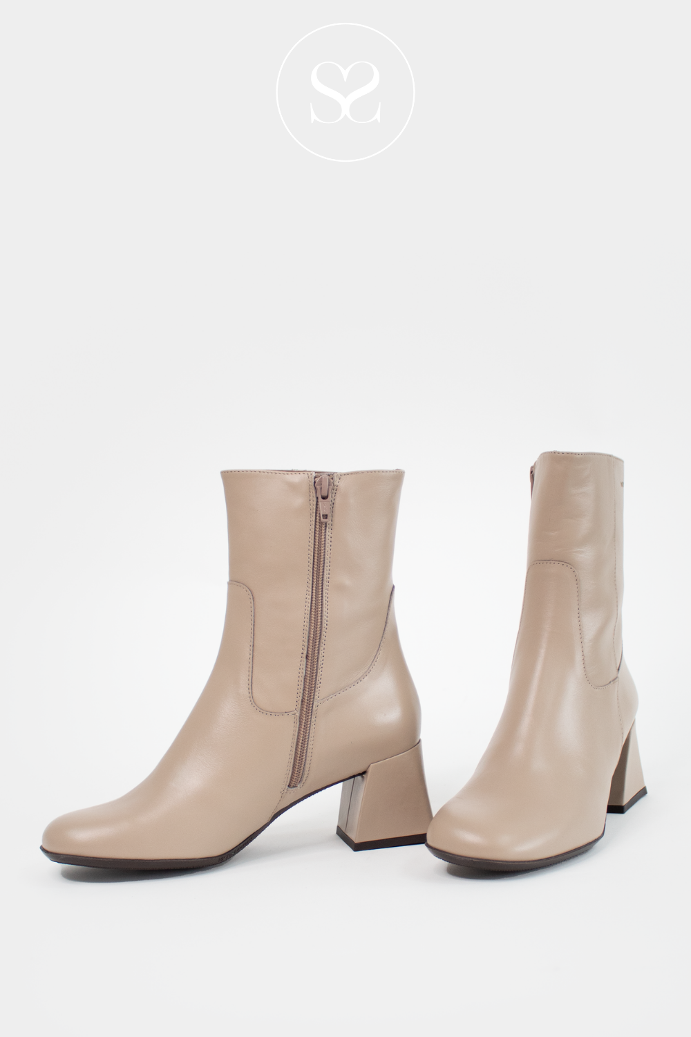 Wonders block heel bootie on sale