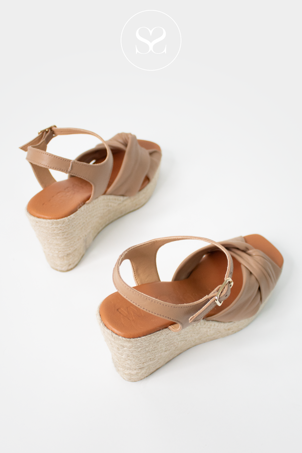 WONDERS YH-SO522 CAMEL LEATHER WEDGE SUMMER SANDALS. LIGHTWEIGHT AND SUPER COMFORTABLE