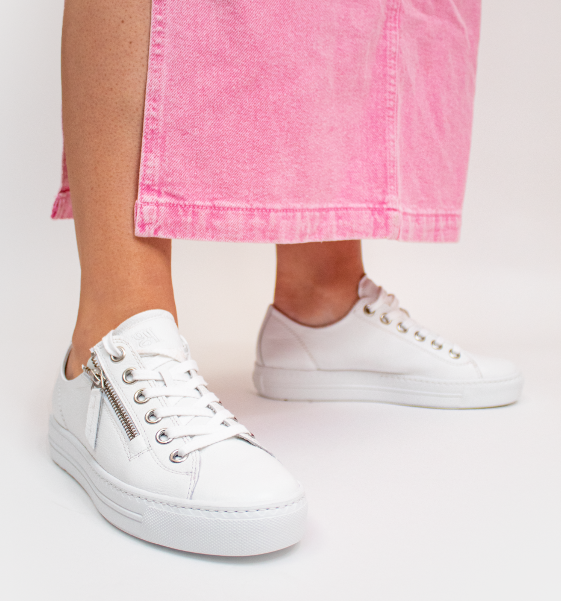 White sneakers and runners collection for Women