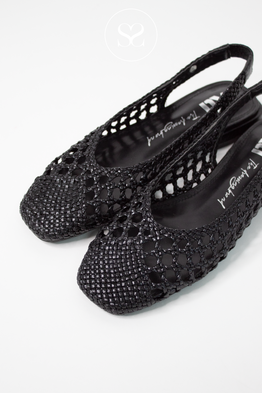 black flats for women from XTI