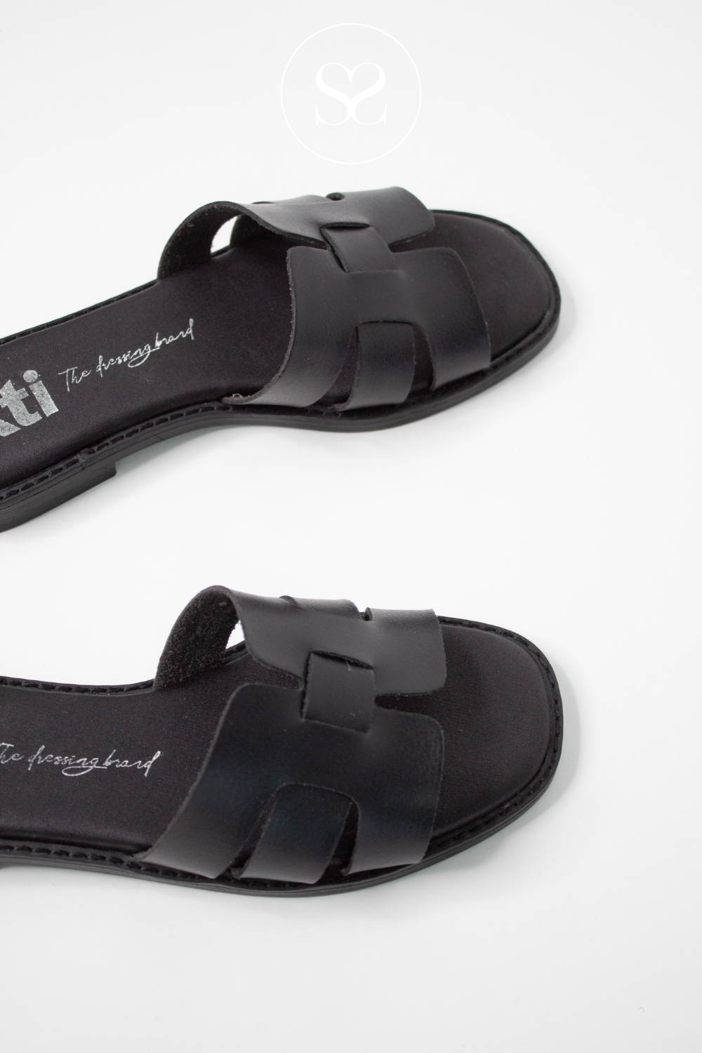 soft black sliders for women