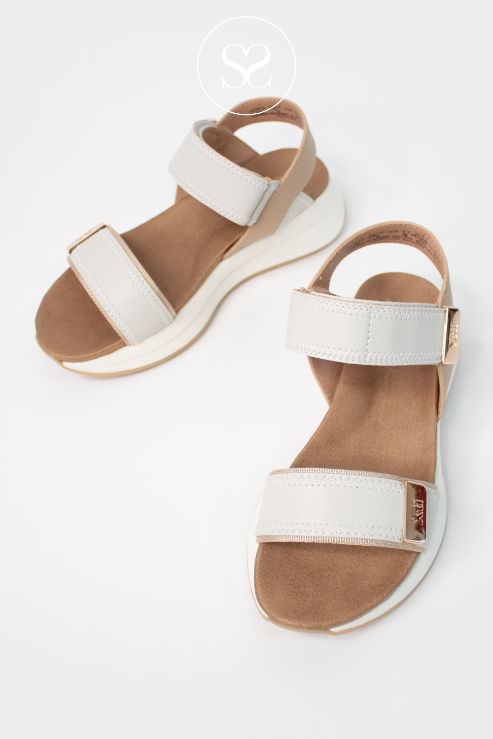 XTI 143874 BEIGE PLATFORM WALKING SANDALS