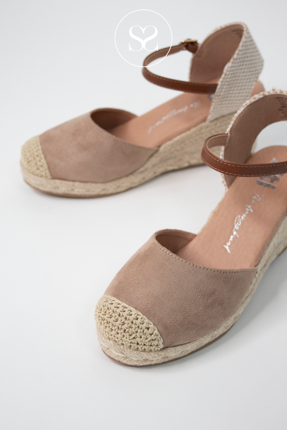 XTI 140746 BEIGE SUEDE ESPADRILLE WEDGES