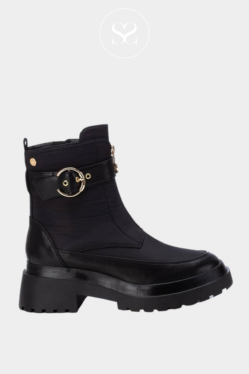 XTI 141966 BLACK MILITARY BIKER BOOT WITH GOLD BUCKLE AND GOLD ZIP