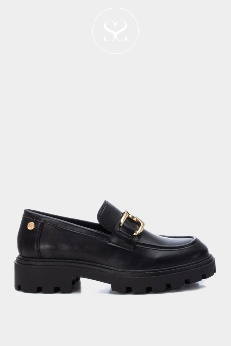 Black chunky loafers for Women from XTI