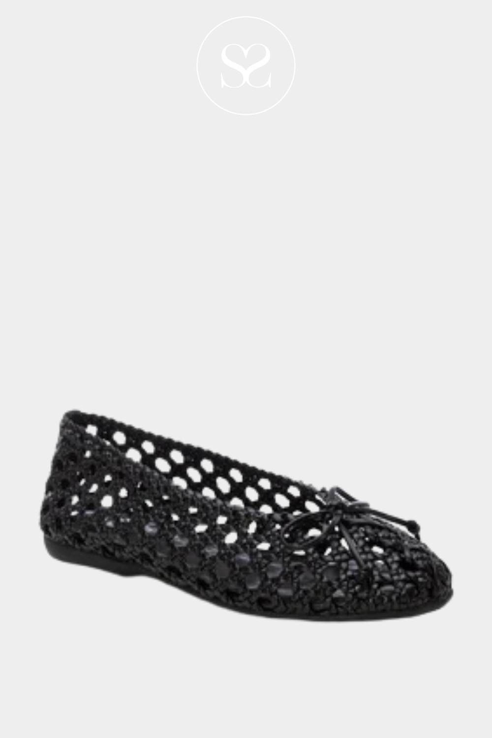 XTI 144014BLACK FLAT WOVEN PUMPS WITH ROUND TOE. CROCHET STYLE