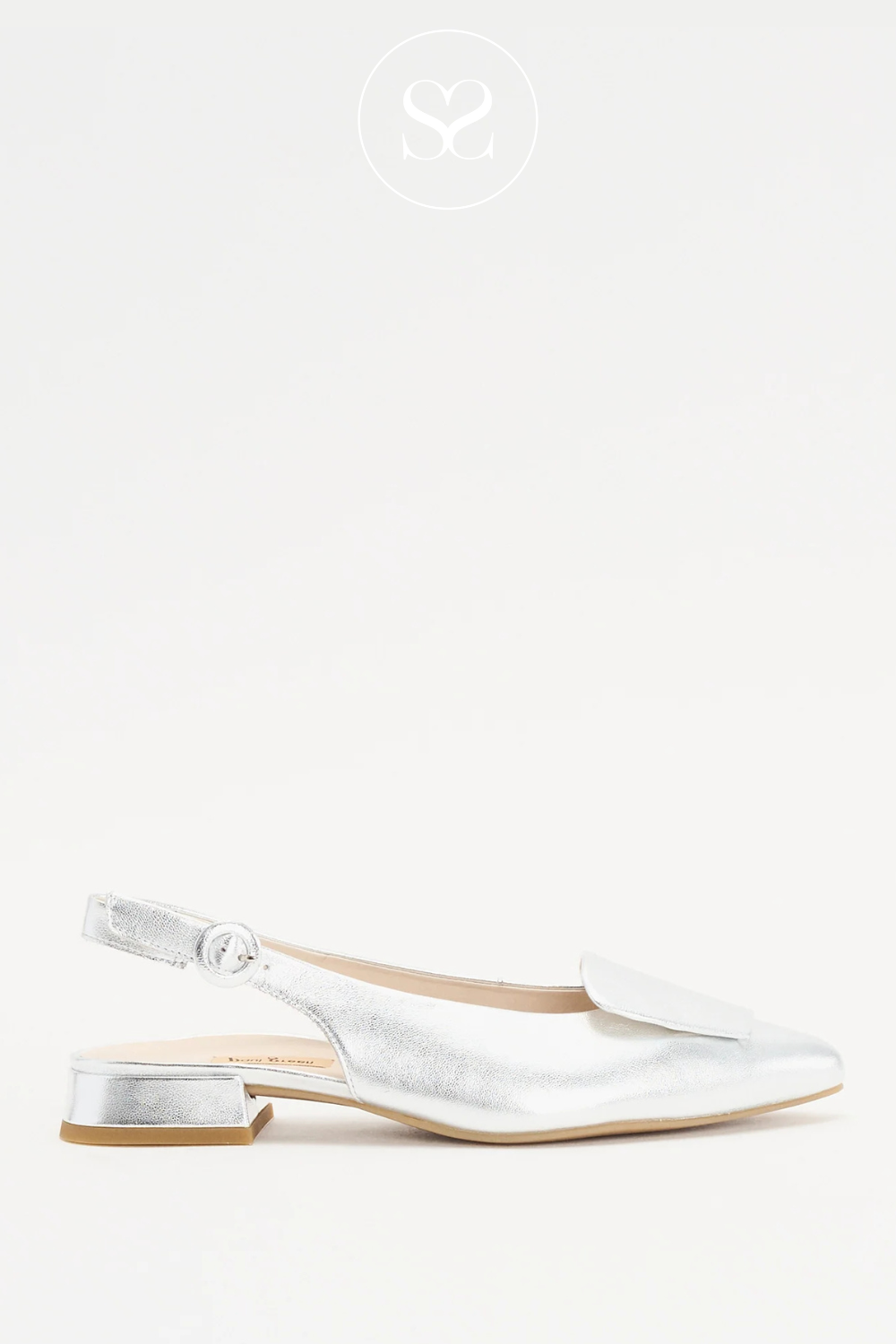 paul green comfortable silver slingback flats
