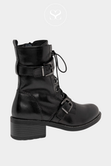 comfortable womens ankle boots in black leather from regarde le ciel 