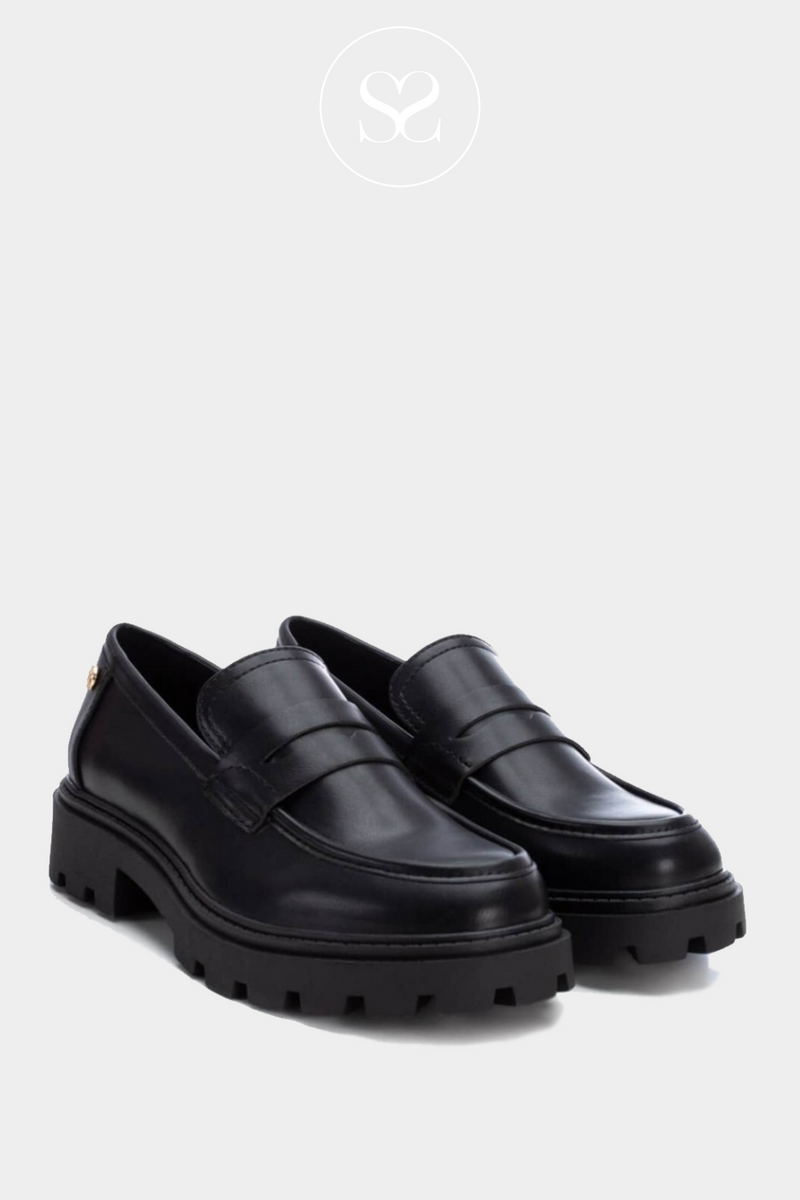 XTI 141817 BLACK CHUNKY LOAFER