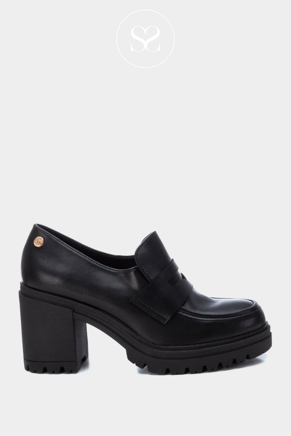 heeled shoes in black from XTI