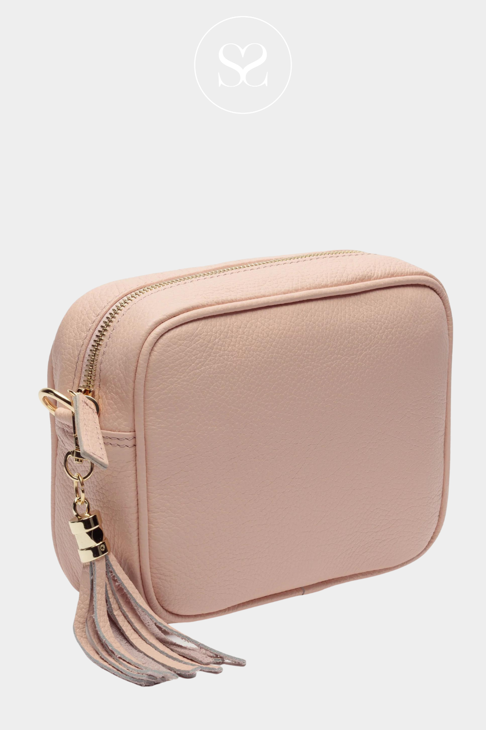 BEAUTIFUL NUDE LEATHER CROSSBODY BAG FROM ELIE BEAUMONT WITH SUBTLE GOLD FITTINGS AND MATCHING LEATHER TASSEL. COMES WITH MATCHING LEATHER STRAP WHICH IS ADJUSTABLE.