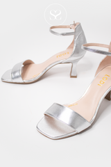 SILVER STRAPPY SANDALS FROM LODI WITH LOW HEEL