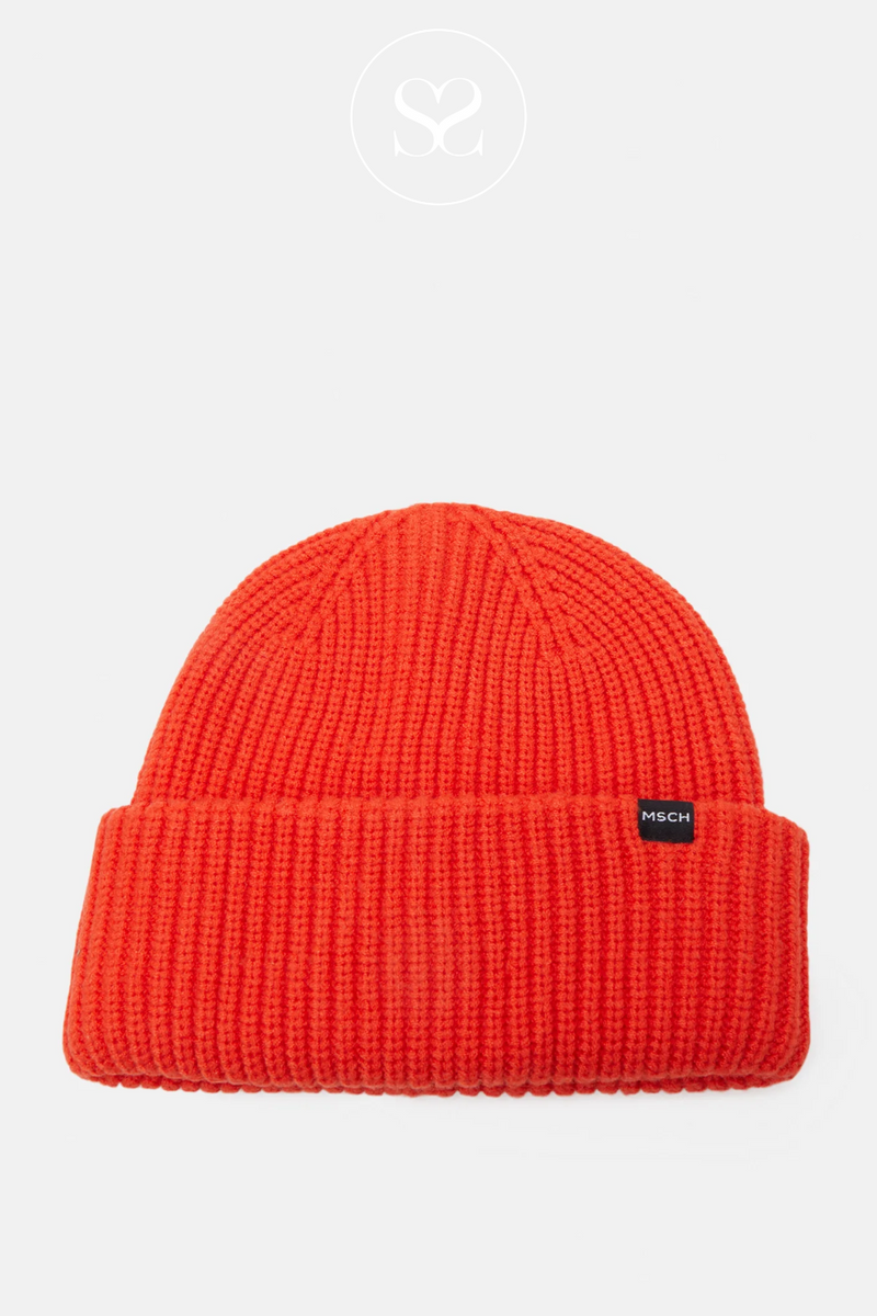 MOSS COPENHAGEN RACHELLE RED HAT
