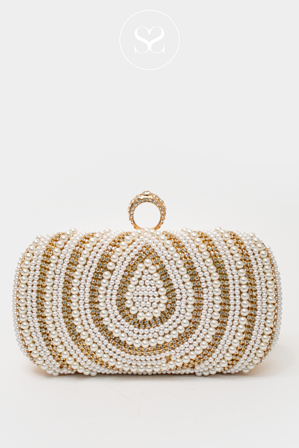 SHENEIL 801 PEARL AND GOLD CLUTCH BAG WITH RING HOLDER CLASP
